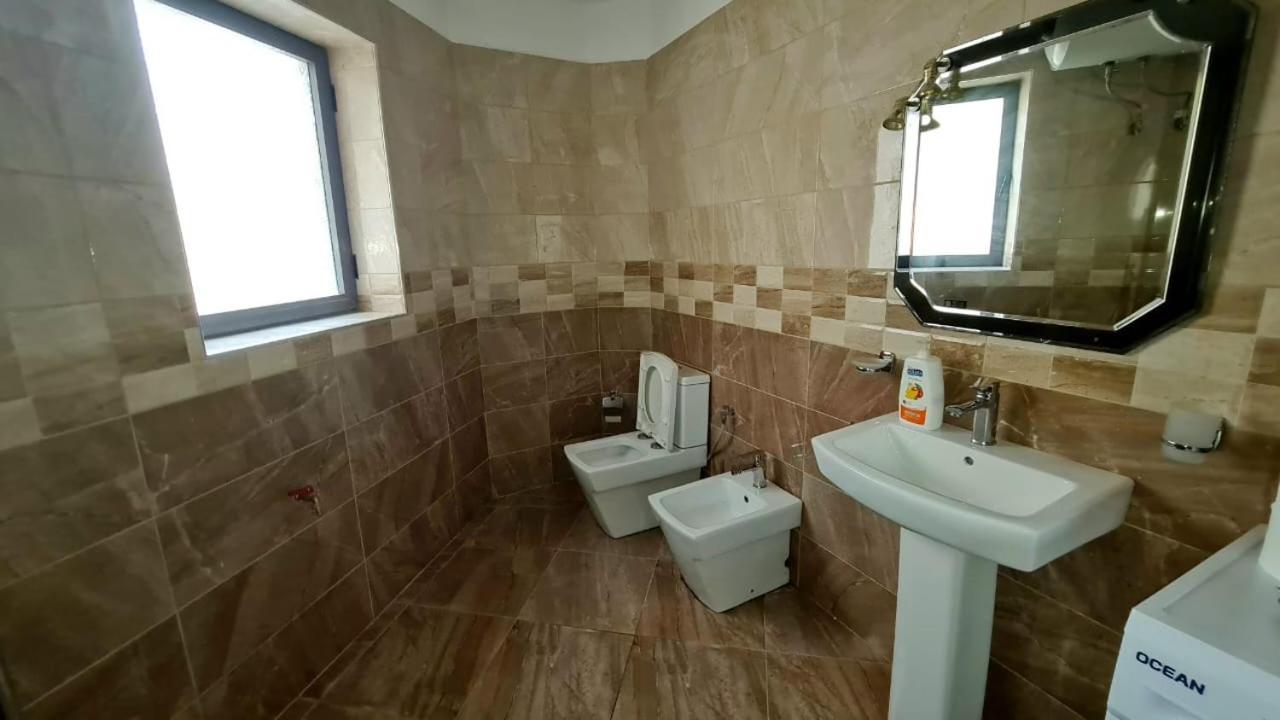 Calmly, Spacious Apartment Next To Usa Embassy Tirana Extérieur photo